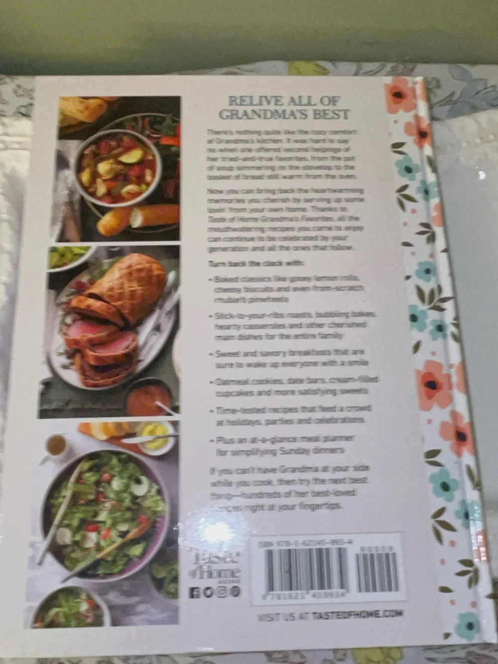 Taste of Home Grandma’s Favorites Cookbook Stack